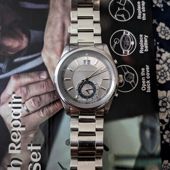 Michael kors men watch 42mm - Picture 1 of 14